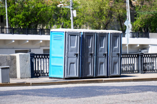 Portable Toilet Options We Offer in Curtice, OH